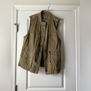 Per Se • Utility Vest
